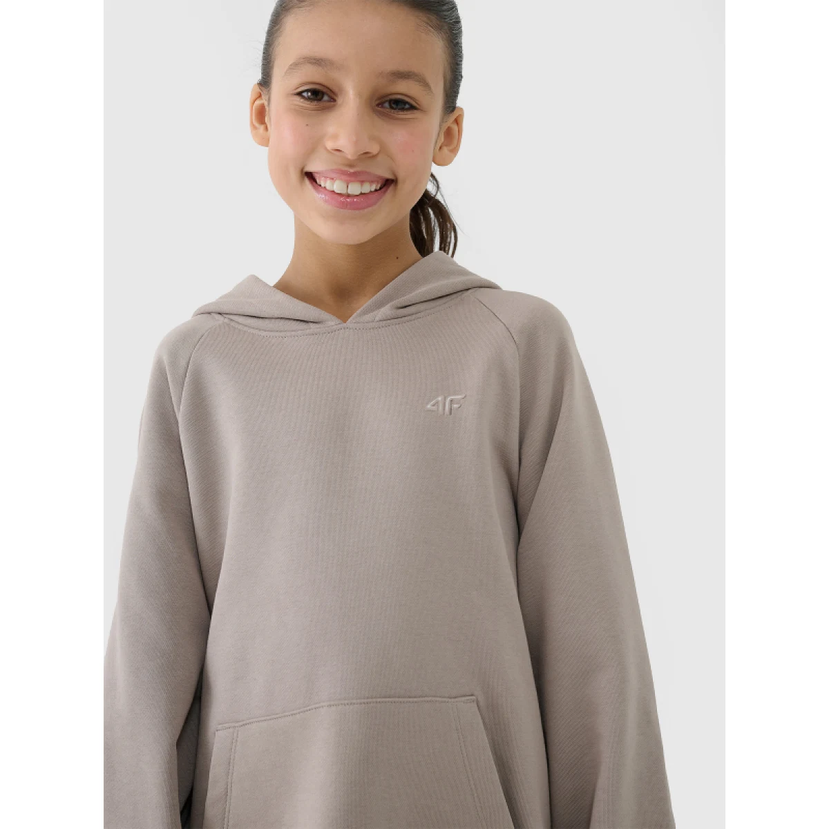 Dievčenská mikina s kapucňou 4F JUNIOR SWEATSHIRT-JWSS25TSWSF1478-83S-BEIGE · záber 2