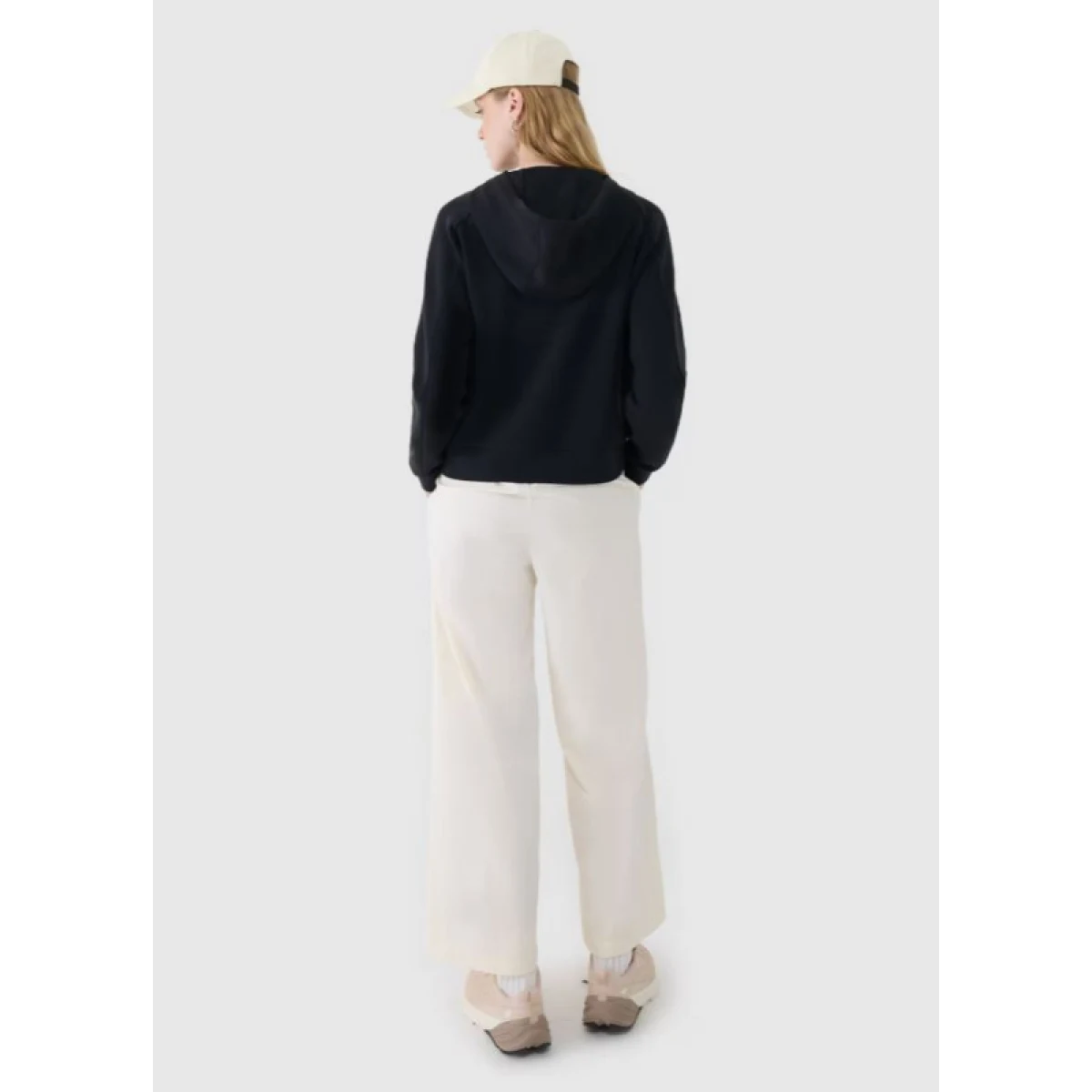 Dámska mikina so zipsom 4F SWEATSHIRT F1577-20S-DEEP BLACK · záber 5