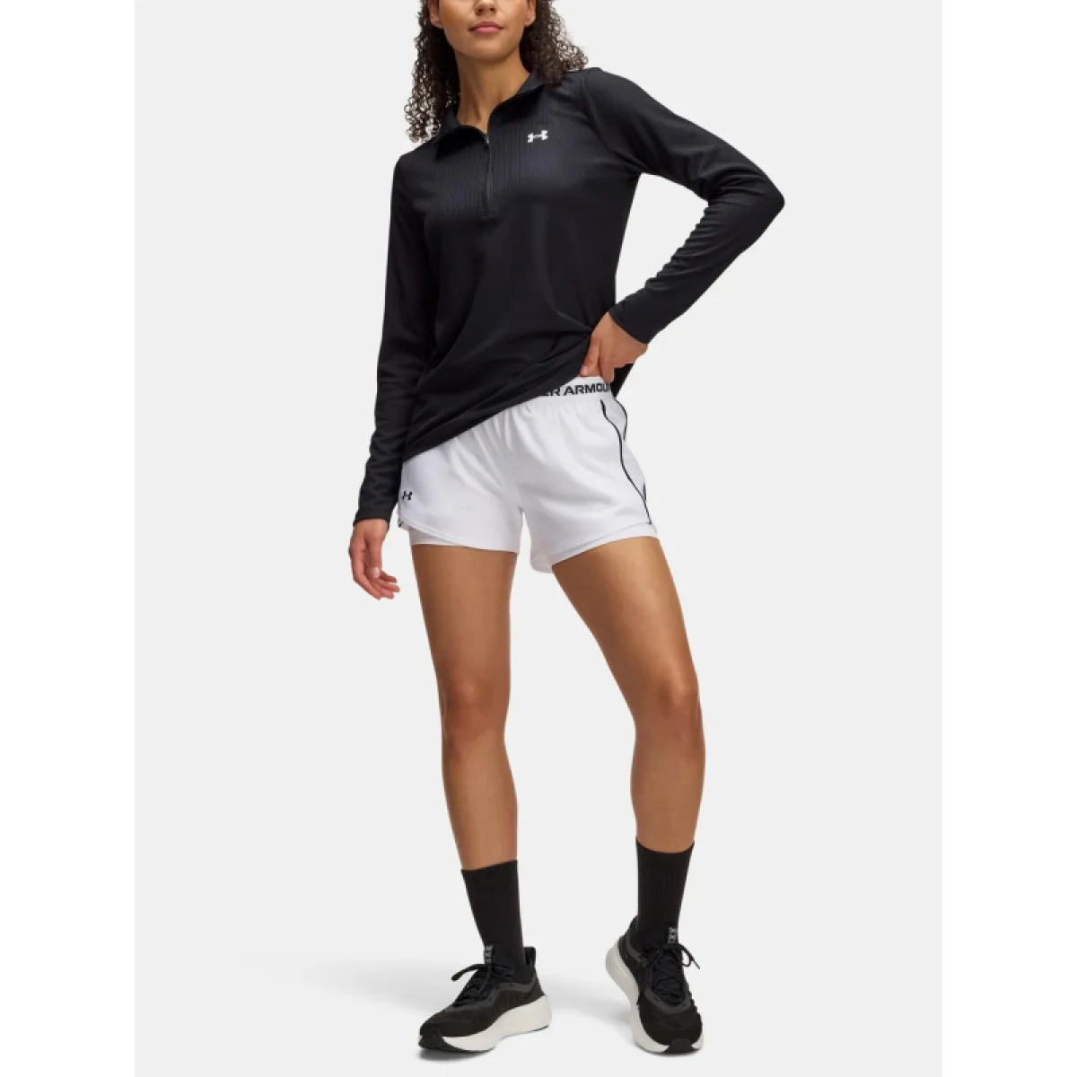 Dámske tréningové kraťasy UNDER ARMOUR Tech Play Up 2in1 Shorts-WHT · záber 4