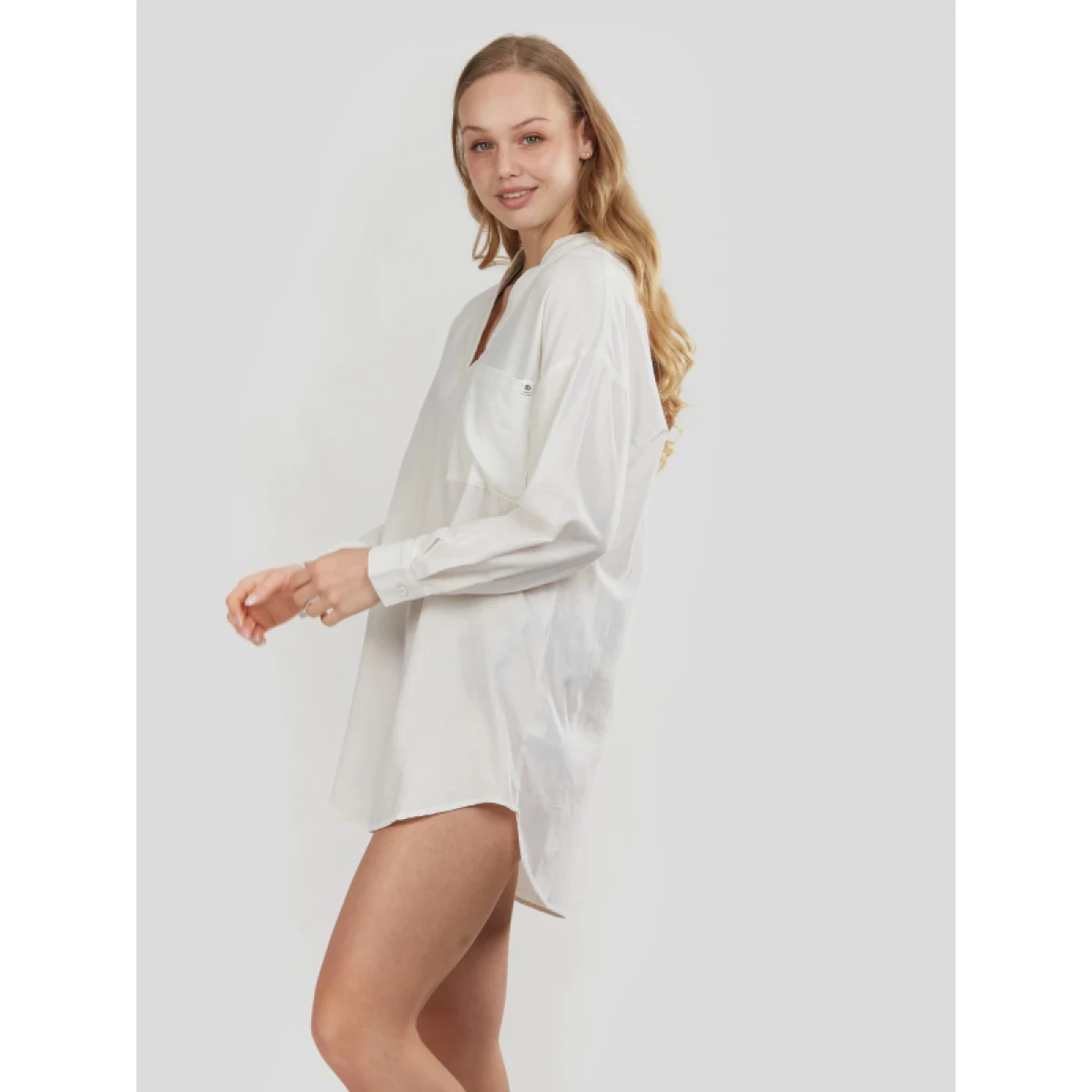 Dámska košeľa s dlhým rukávom FUNDANGO Athene Cover-up-100-white · záber 2