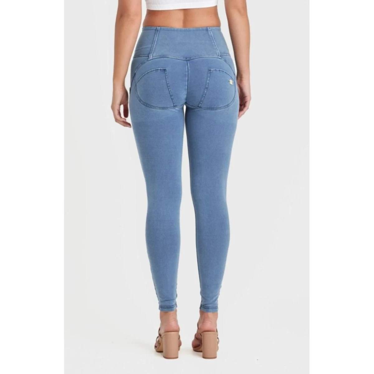 Dámske jeggings nohavice FREDDY WR.UP® push up superskinny jeggings with high waist and buttons-Blue · záber 3
