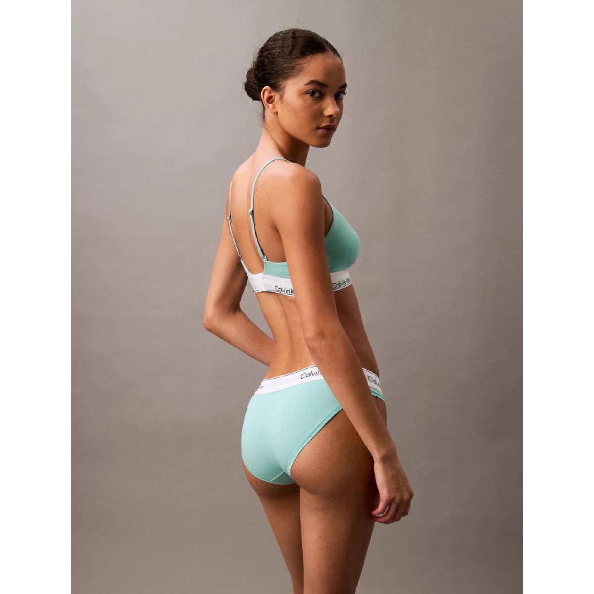 Dámska podprsenka CALVIN KLEIN LIGHTLY LINED TRIANGLE-Beau Blue · záber 3