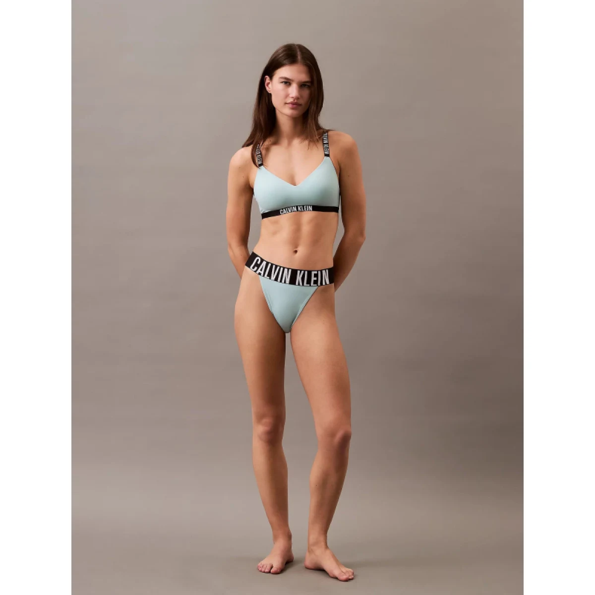Dámska podprsenka CALVIN KLEIN LGHTLY LINED BRALETTE-Ether · záber 4
