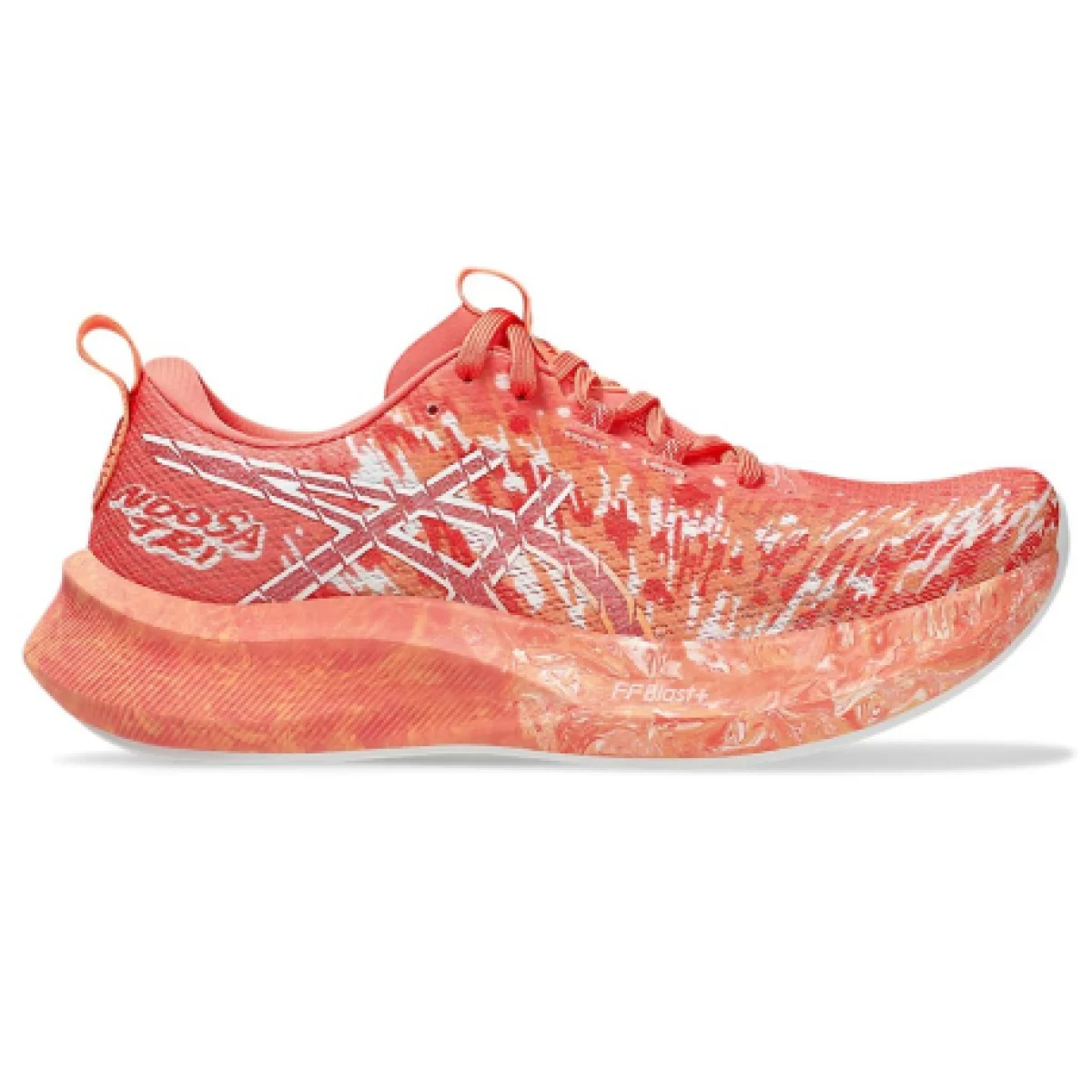 Dámska bežecká obuv ASICS Noosa Tri 16 W papaya mojave · záber 1