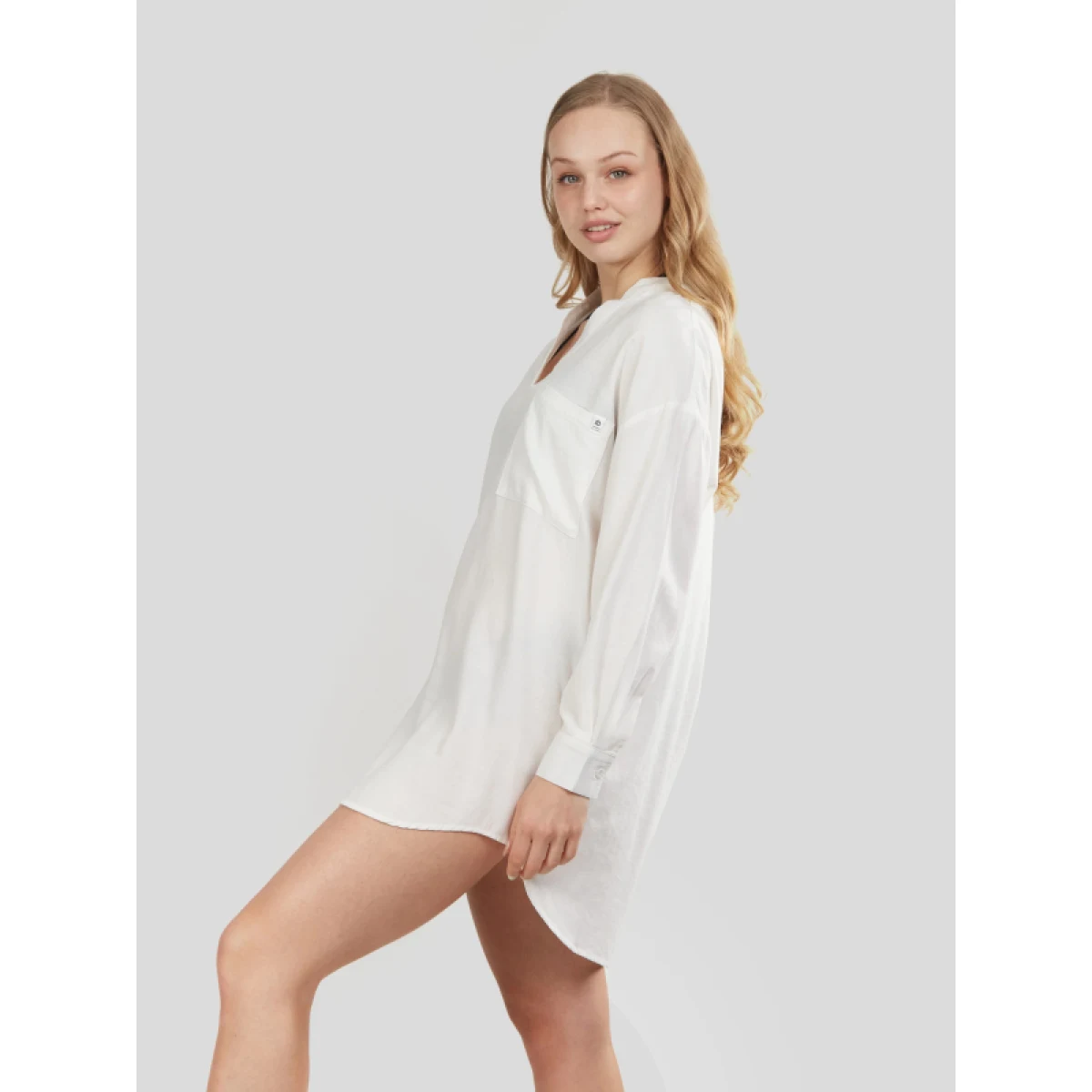 Dámska košeľa s dlhým rukávom FUNDANGO Athene Cover-up-100-white · záber 3