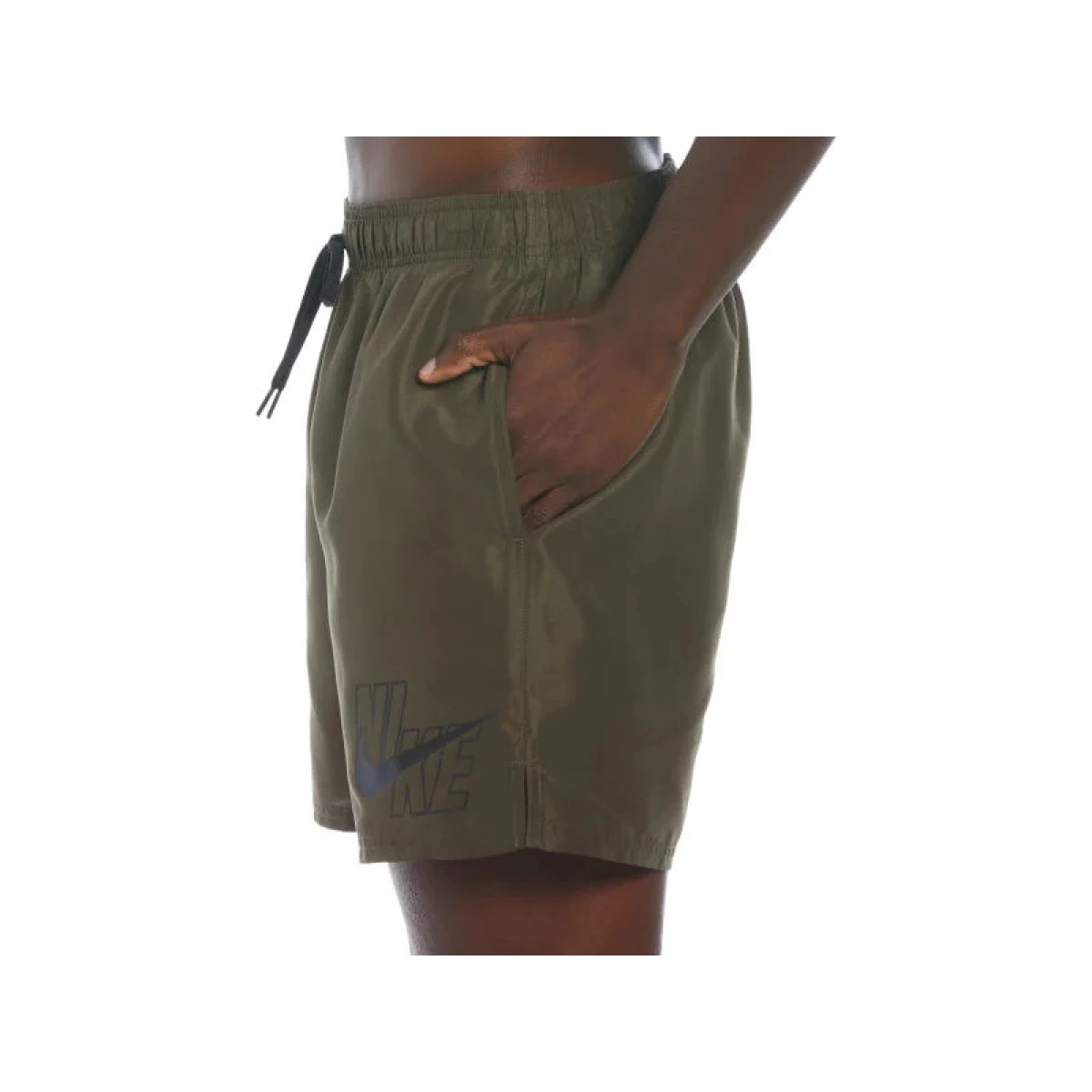 Pánske plavky NIKE SWIM NIKE LOGO LAP 5 inch UNIVER-CARGO KHAKI · záber 2