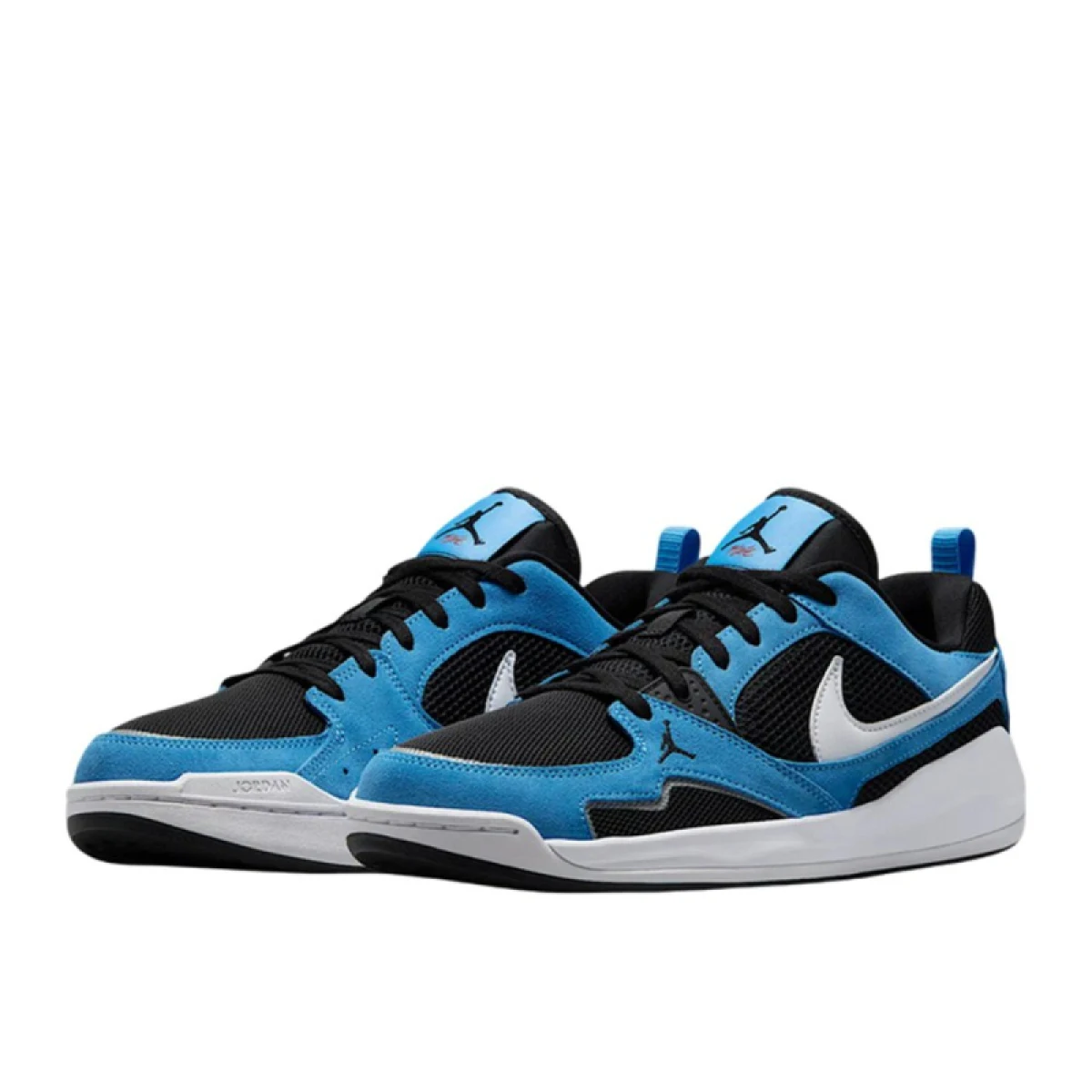 Pánska rekreačná obuv NIKE Jordan CMFT Era M black white university blue varsity red · záber 4