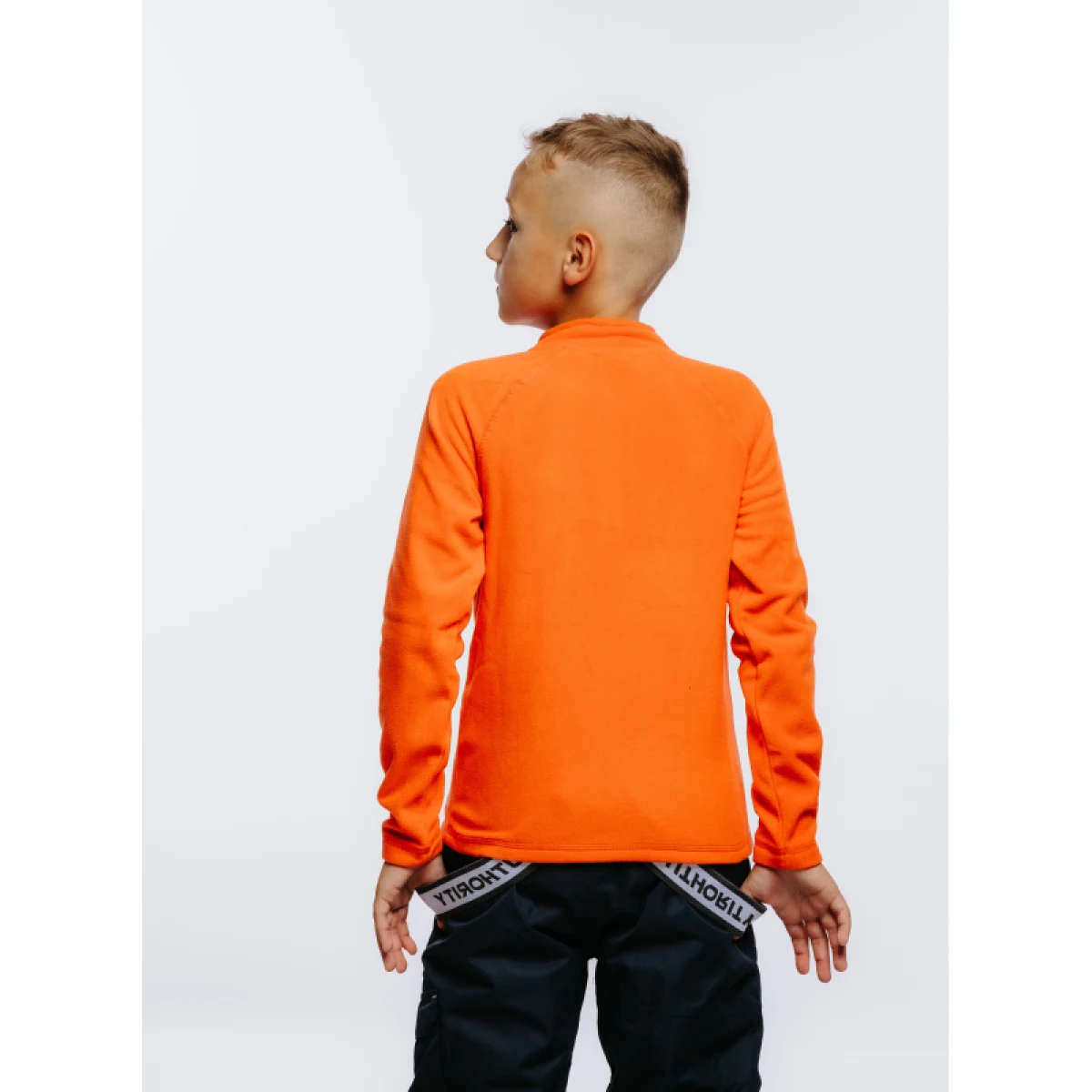 Chlapčenská lyžiarska flisová mikina 4F JUNIOR FLEECE UNDERWEAR-JAW23UFLEM019-70S-ORANGE · záber 3