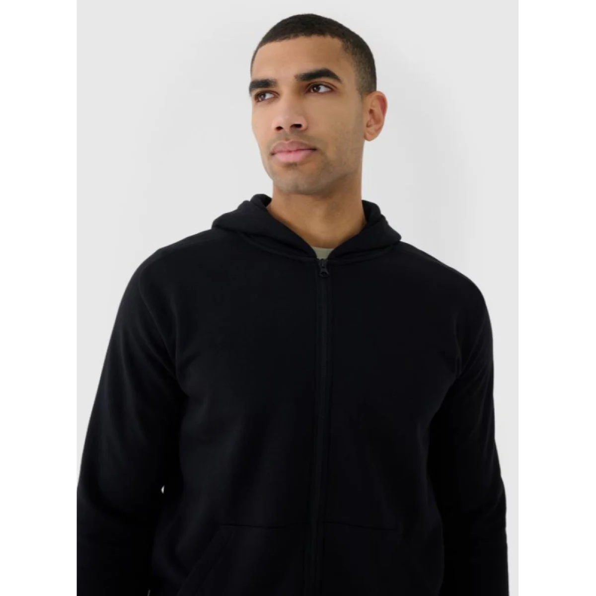 Pánska mikina so zipsom 4F SWEATSHIRT-WSS25TSWSM1584-20S-DEEP BLACK · záber 2