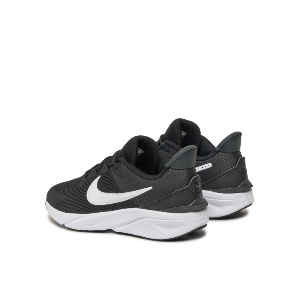 Juniorská športová obuv (tréningová) NIKE Star Runner 4 Jr black white anthracite · záber 5
