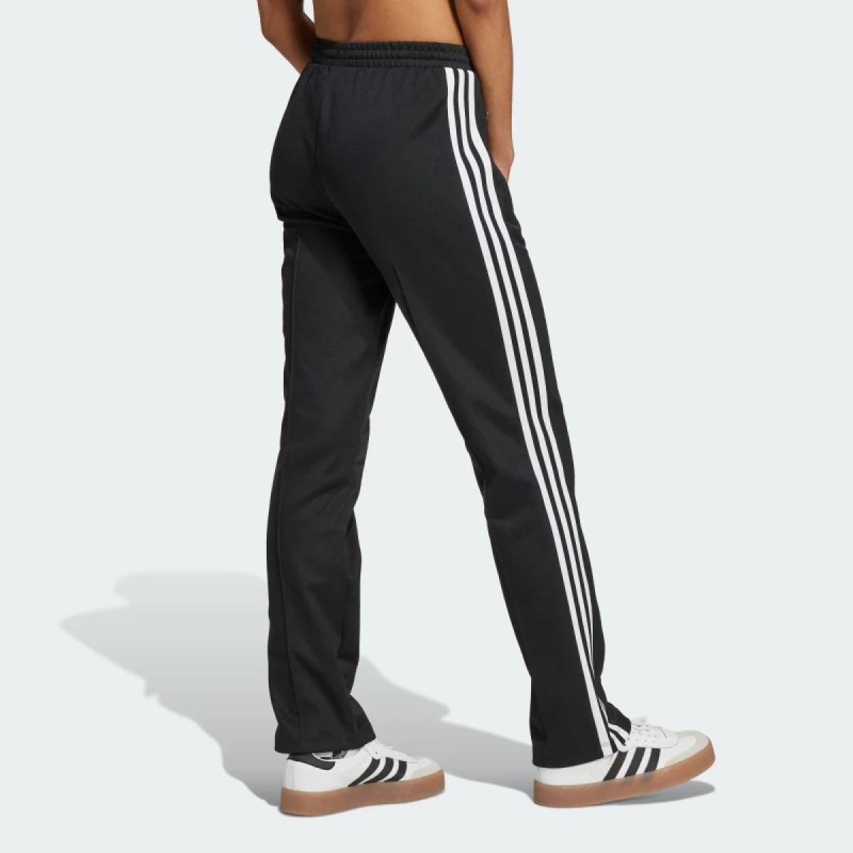 Dámske nohavice ADIDAS ORIGINALS CLASSIC TP-BLACK · záber 3