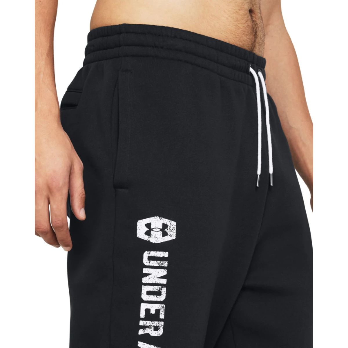 Pánske zateplené tepláky UNDER ARMOUR UA Icon Flc 24 7 Jgr-BLK · záber 2