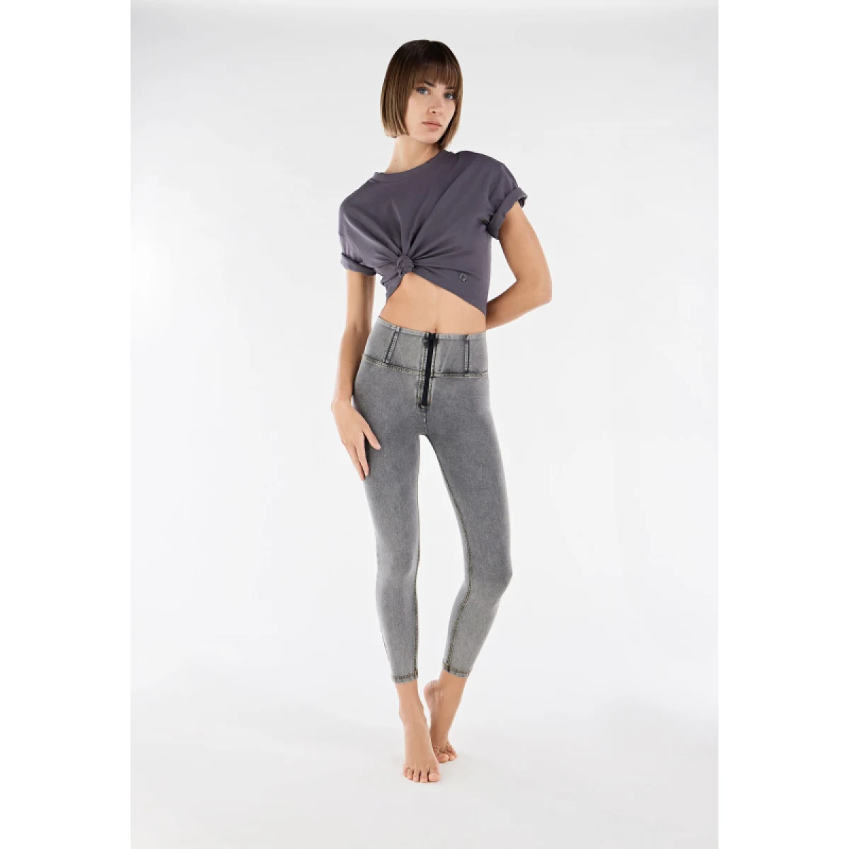 Dámske jeggings nohavice FREDDY WR.UP® superskinny push up 7 8 jeggings with high waist and zip-Grey · záber 2