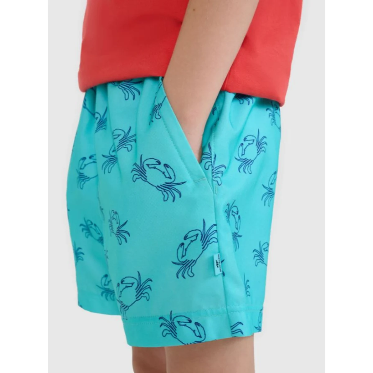 Chlapčenské plavky 4F JUNIOR BOARD SHORTS M121-47A-MINT ALLOVER · záber 5