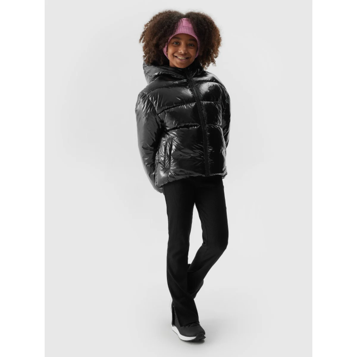 Dievčenská bunda 4F JUNIOR DOWN JACKET-JAW23TDJAF267-21S-BLACK · záber 4