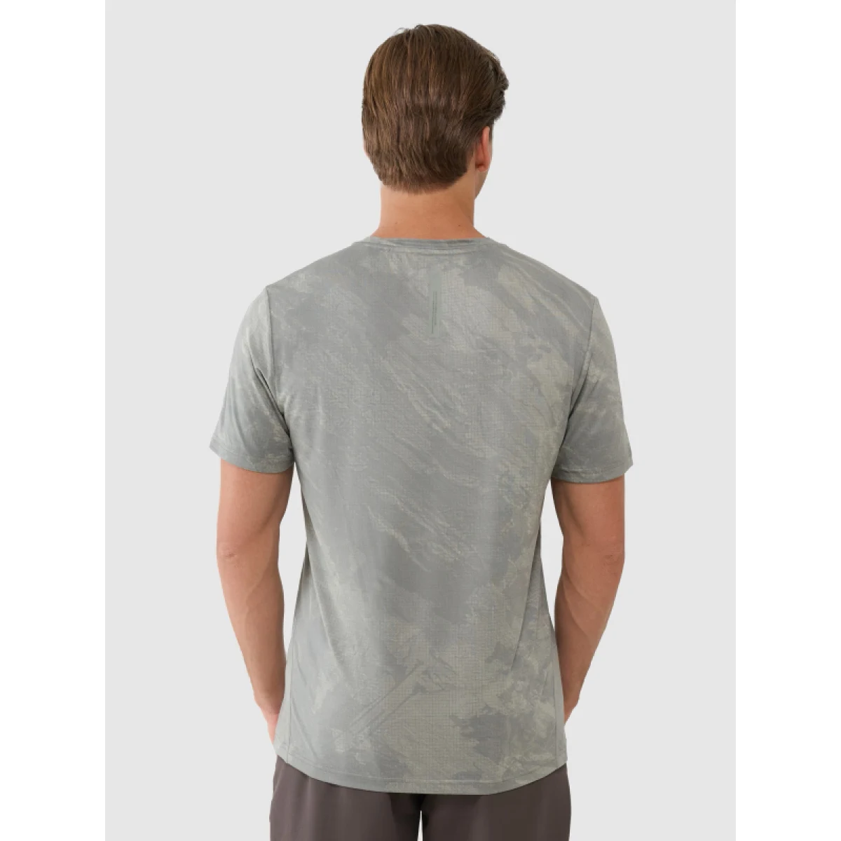 Pánske tréningové tričko s krátkym rukávom 4F TSHIRT FNK M1216-44A-OLIVE ALLOVER · záber 3