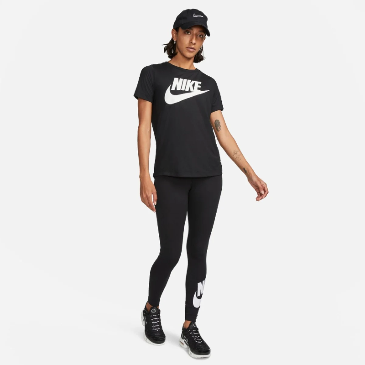 Dámske legíny NIKE W NSW NK CLSC GX HR TIGHT FTRA BLACK WHITE · záber 3