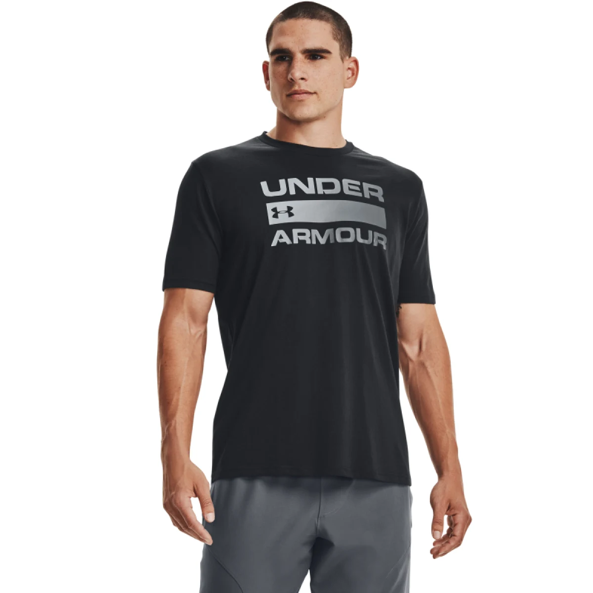 Pánske tričko s krátkym rukávom UNDER ARMOUR UA TEAM ISSUE WORDMARK SS-BLK · záber 2
