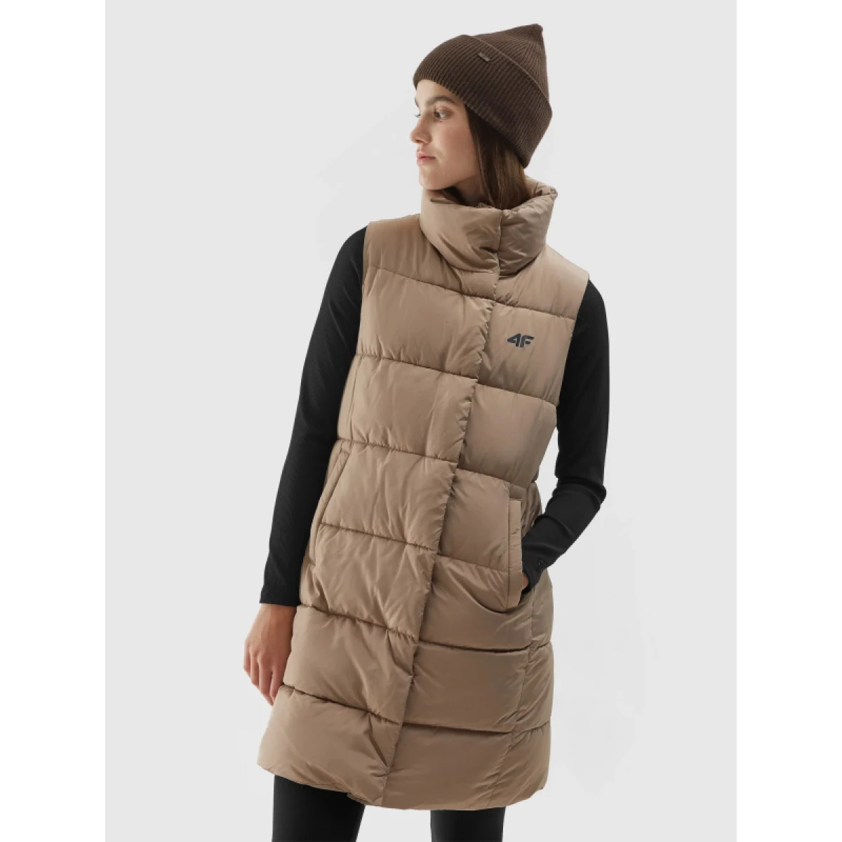 Dámska vesta 4F VEST-AW23TVESF076-82S-LIGHT BROWN · záber 2