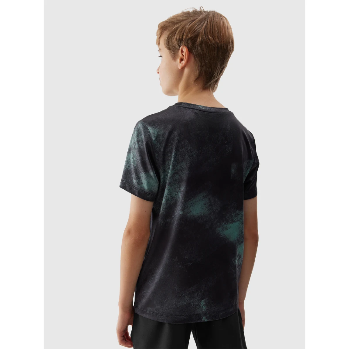 Chlapčenské tréningové tričko s krátkym rukávom 4F JUNIOR TSHIRT FNK-4FJWSS24TFTSM694-41A-GREEN ALLOVER · záber 3