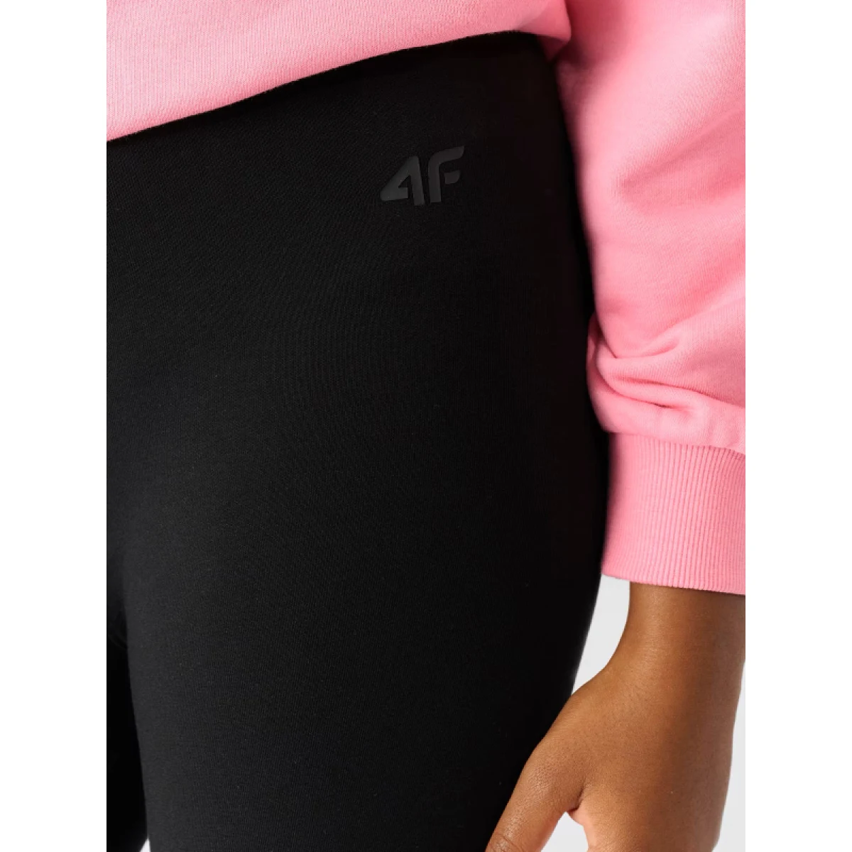 Dievčenské legíny 4F JUNIOR TIGHTS-JWMM00TTIGF178-20S-DEEP BLACK · záber 5