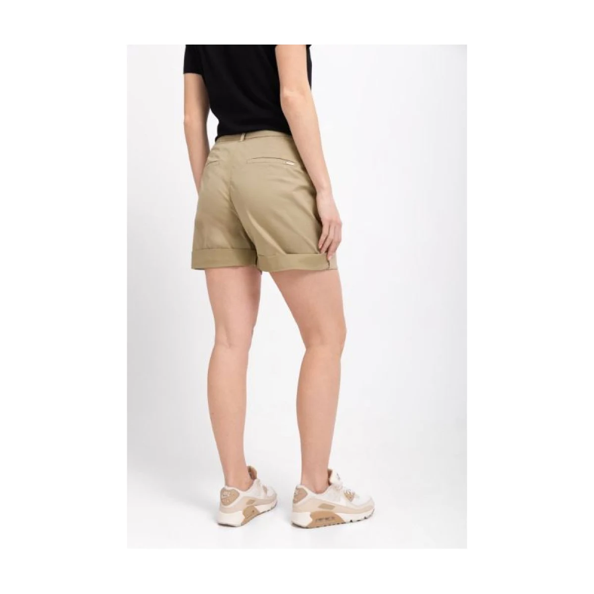 Dámske kraťasy VOLCANO AGO-102-BEIGE · záber 2