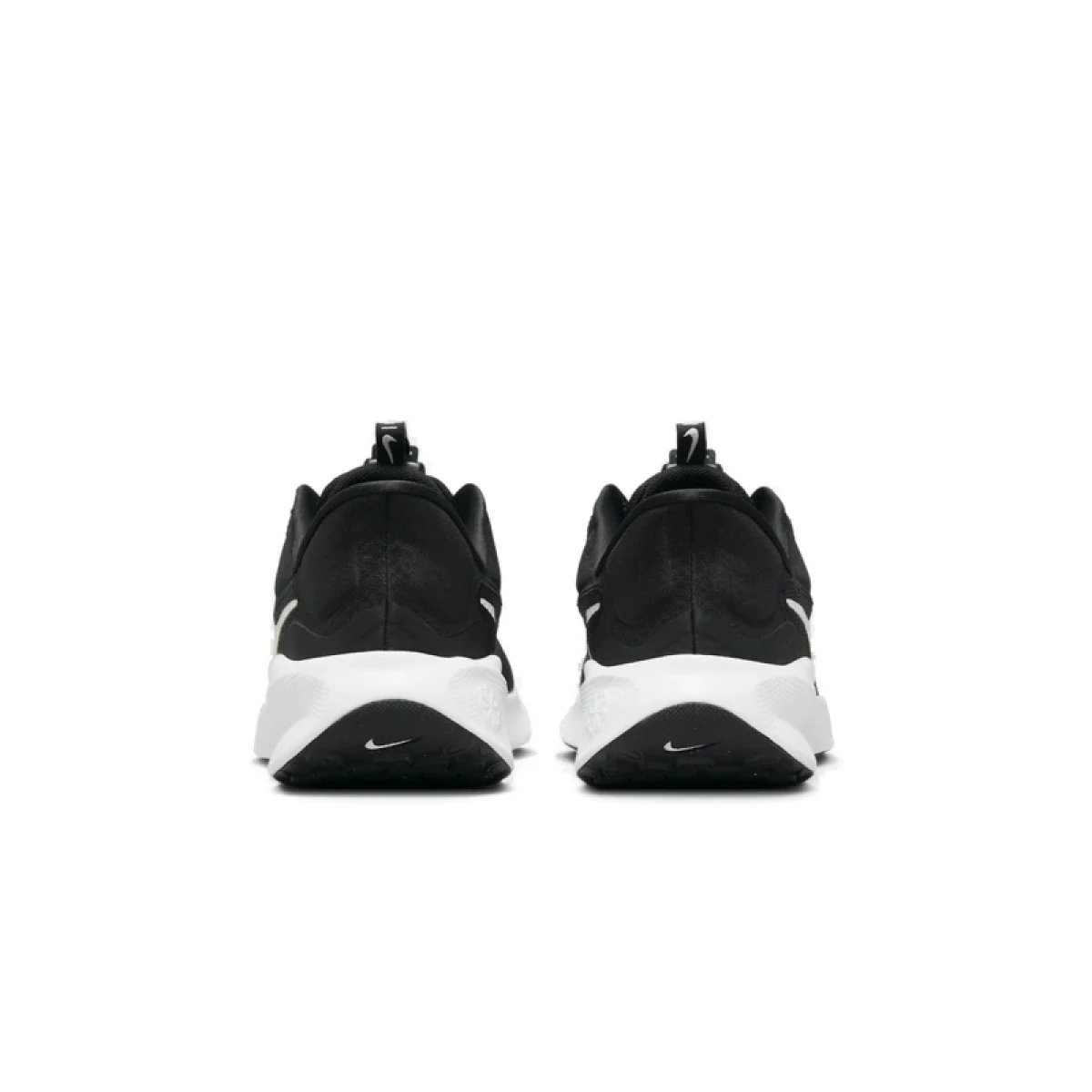 Dámska športová obuv (tréningová) NIKE Revolution 7 EasyOn black white · záber 5