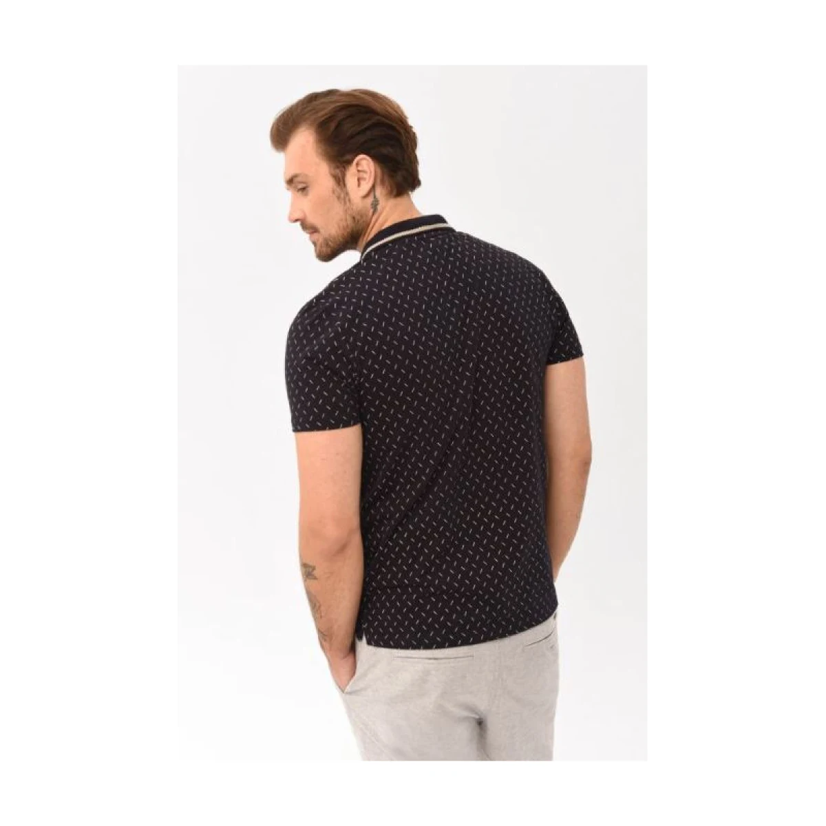 Pánske polo tričko s krátkym rukávom VOLCANO CARO-600-NAVY · záber 2