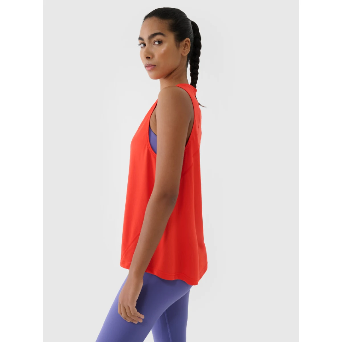 Dámske tréningové tričko bez rukávov 4F SLEEVELESS FNK-RSS25TFSLF415-62S-RED · záber 5