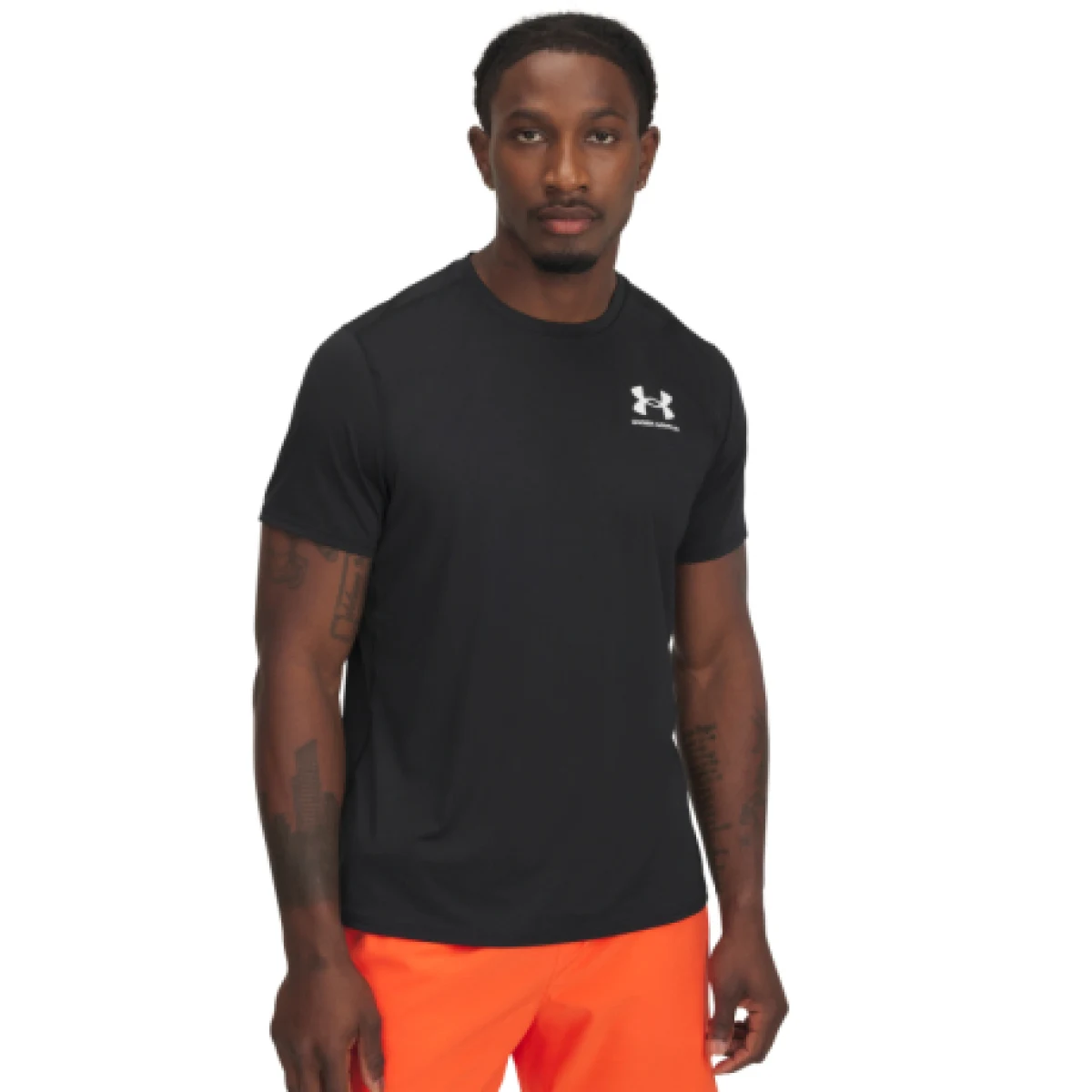 Pánske kompresné tričko s krátkym rukávom UNDER ARMOUR UA Heatgear Fitted SS-BLK · záber 1
