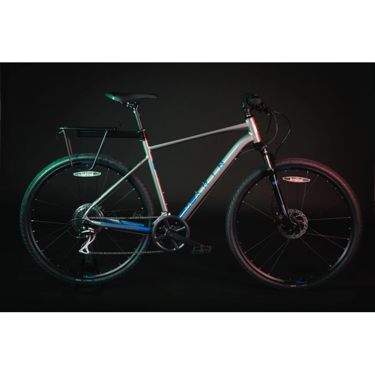 Nosič na bicykel FORCE Bike rack with side panel, AL · záber 4