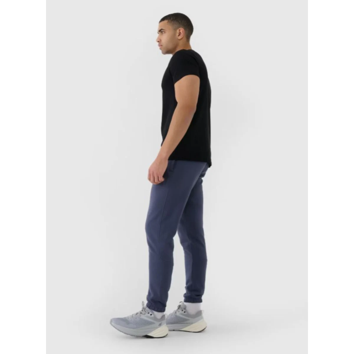 Pánske tepláky 4F TROUSERS CAS M1014-22S-ANTHRACITE · záber 5