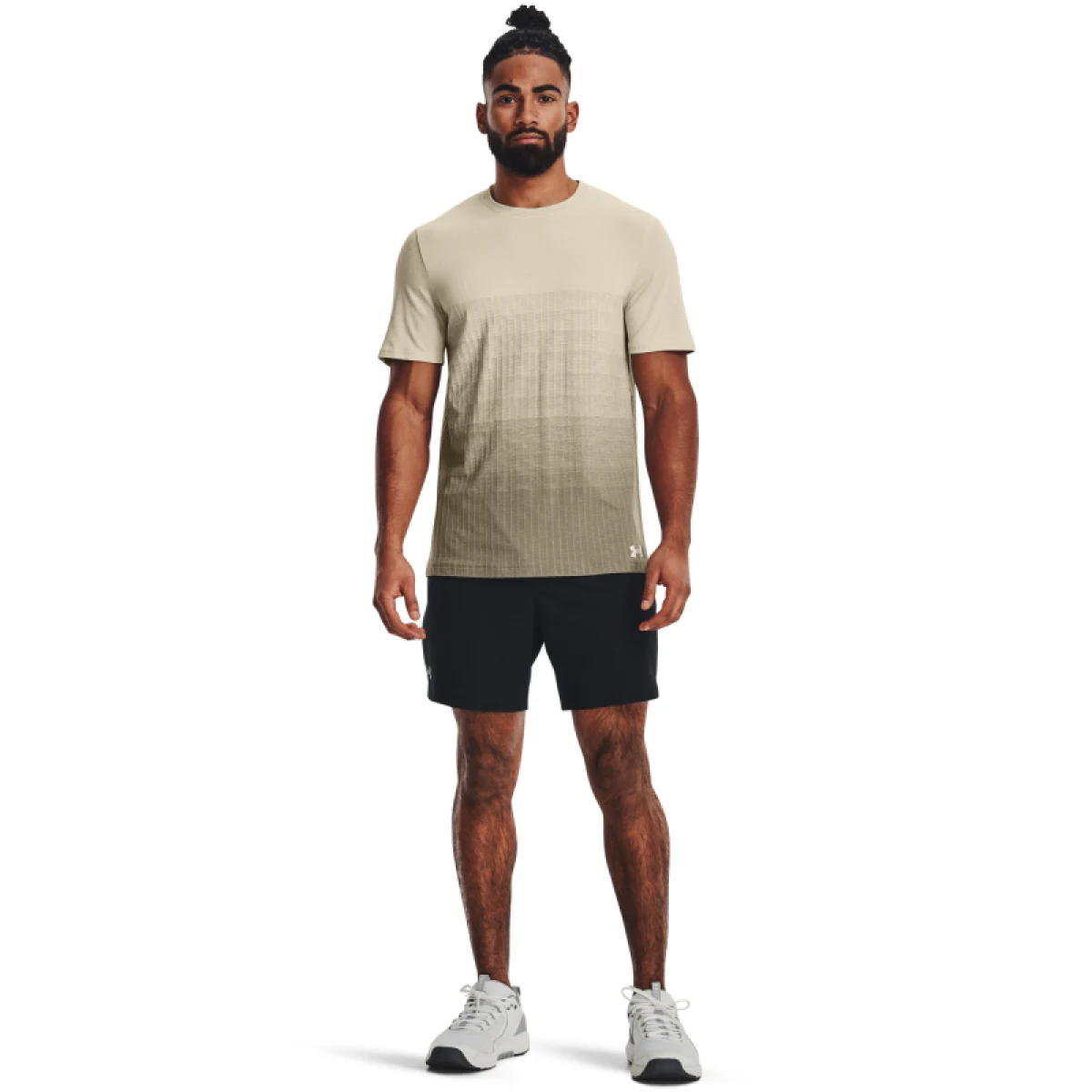 Pánske tréningové kraťasy UNDER ARMOUR UA Vanish Woven 6in Shorts-BLK · záber 3