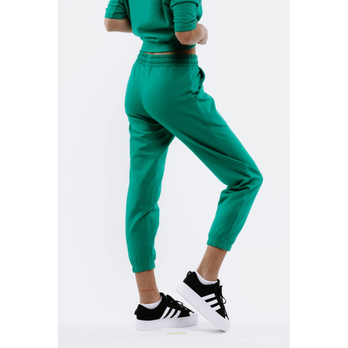 Dámske tepláky AUTHORITY TP-MIMA W green · záber 3