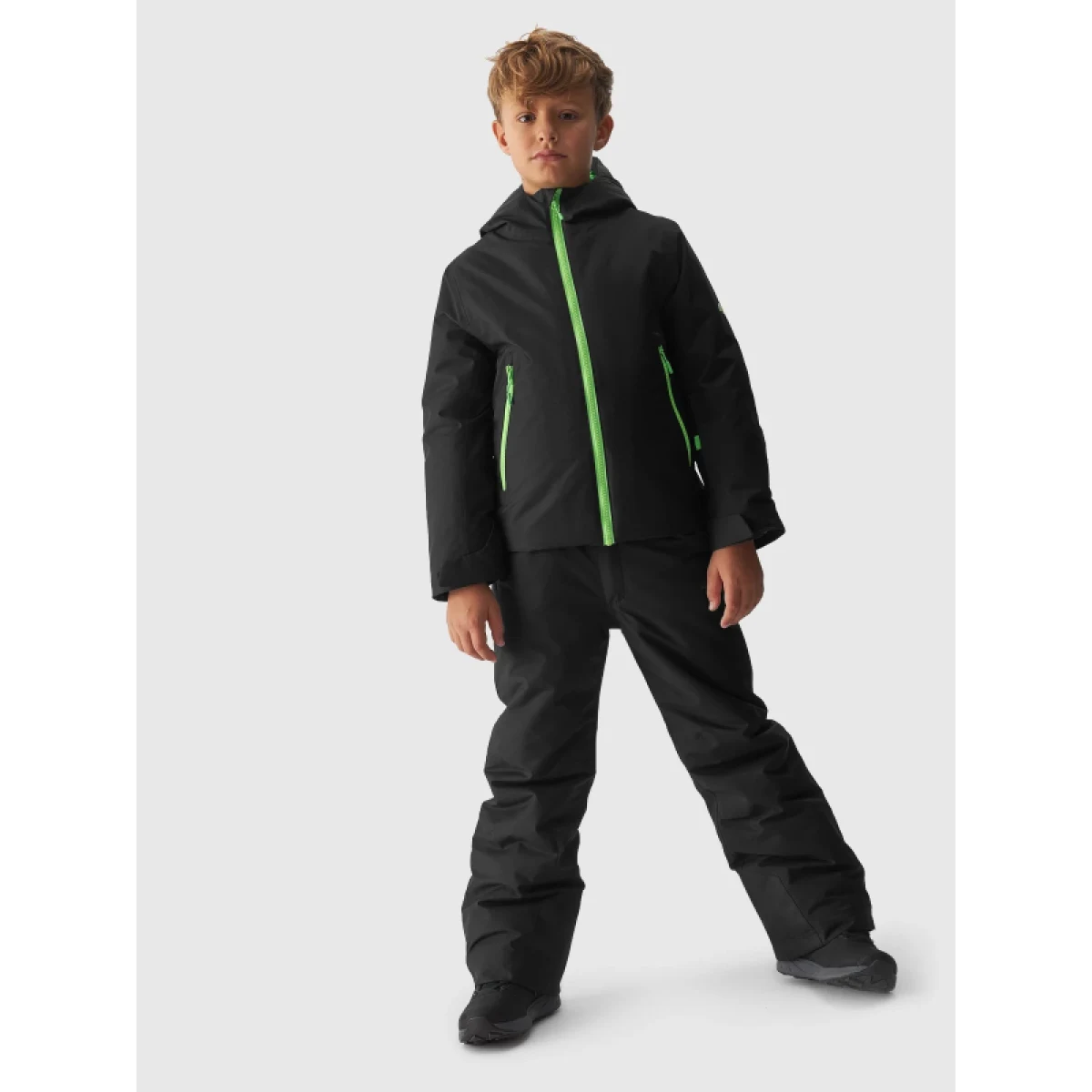 Chlapčenská lyžiarska bunda 4F JUNIOR TECHNICAL JACKET-JAW23TTJAM297-21S-BLACK · záber 4