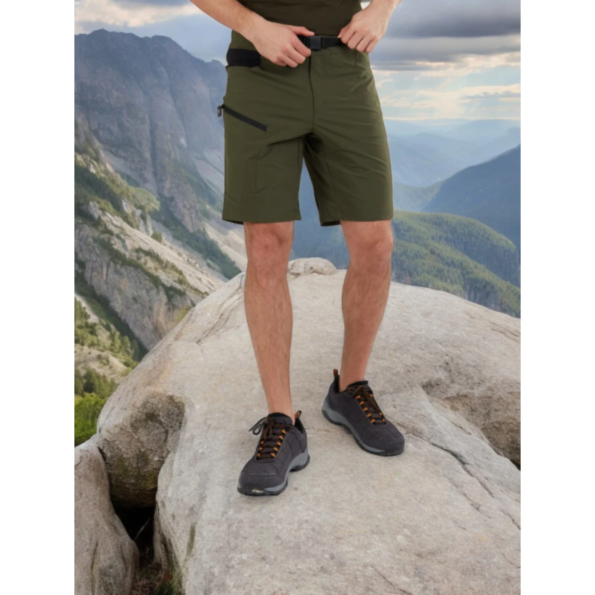 Pánske turistické kraťasy FUNDANGO Roger Trekking Short-590-oliv · záber 4