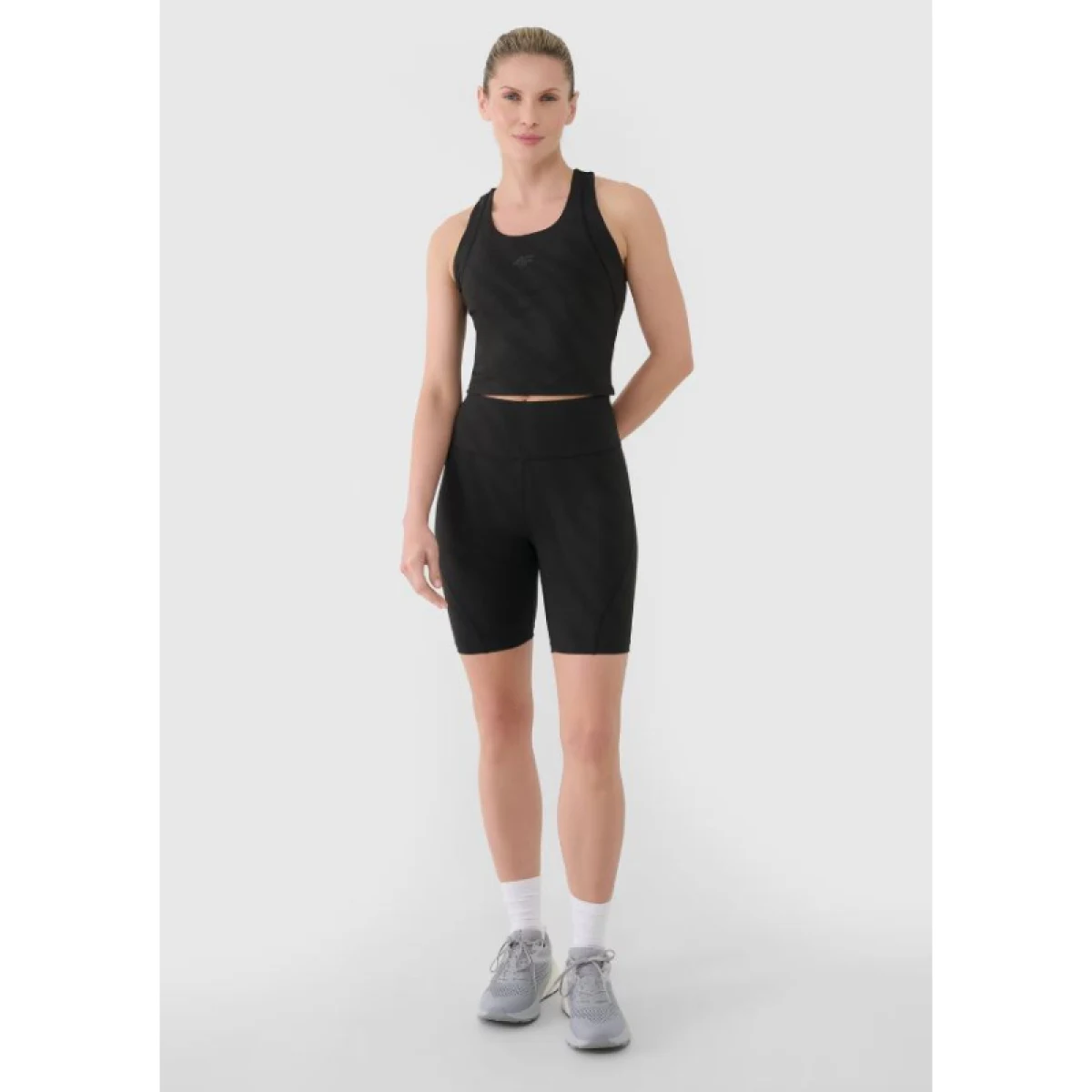 Dámske tréningové tielko 4F SLEEVELESS FNK F413-20S-DEEP BLACK · záber 4