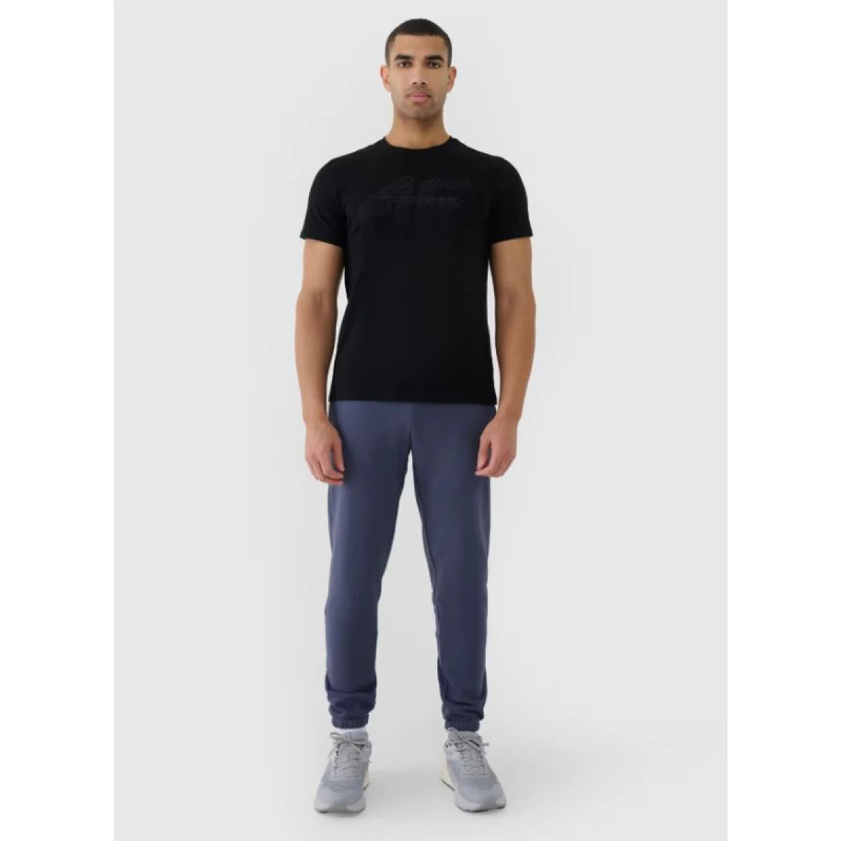 Pánske tepláky 4F TROUSERS CAS M1014-22S-ANTHRACITE · záber 4