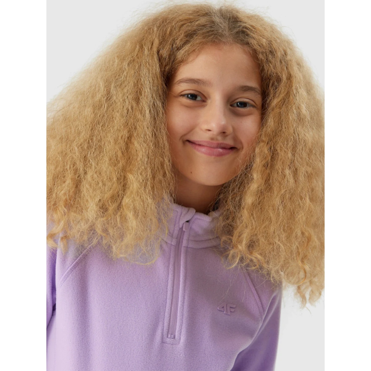 Dievčenská lyžiarska flisová mikina 4F JUNIOR FLEECE UNDERWEAR-JAW23UFLEF033-52S-LIGHT VIOLET · záber 2