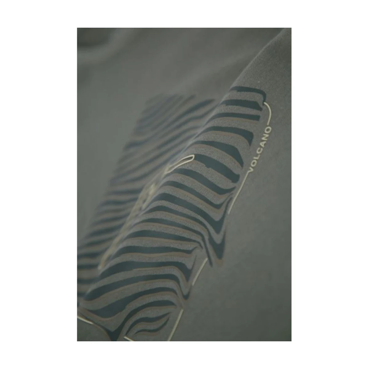 Pánske tričko s krátkym rukávom VOLCANO LIQUID-302-KHAKI · záber 5