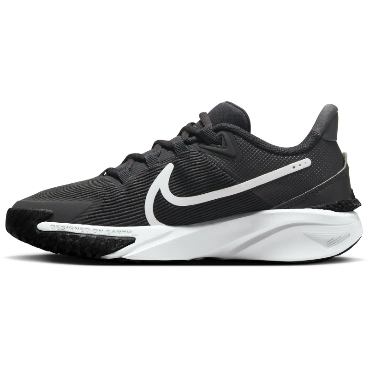 Detská športová obuv (tréningová) NIKE Star Runner 4 K black white anthracite · záber 2