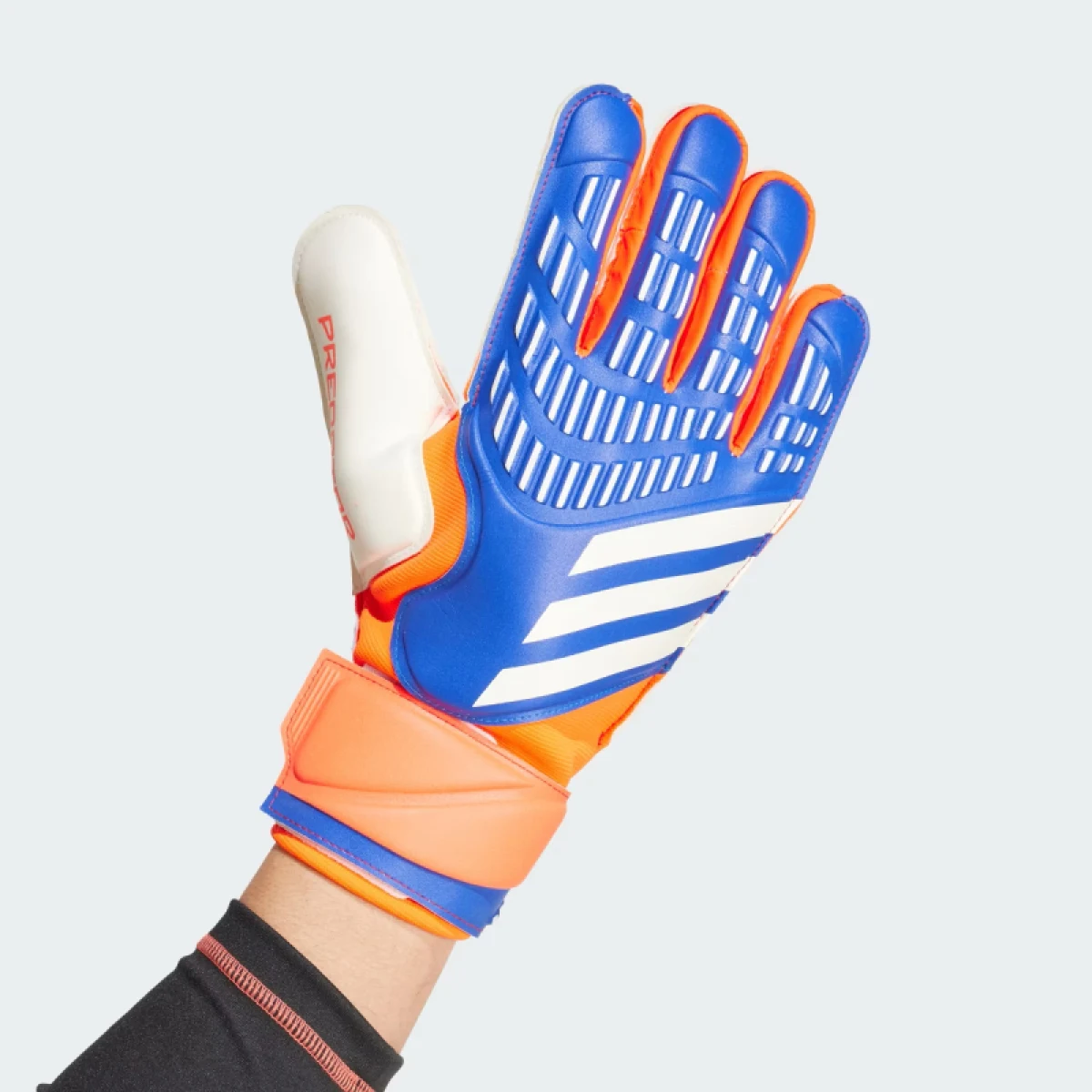 Futbalové brankárske rukavice ADIDAS PRED GL MTC LUCBLU SOLARRED WHIT · záber 2