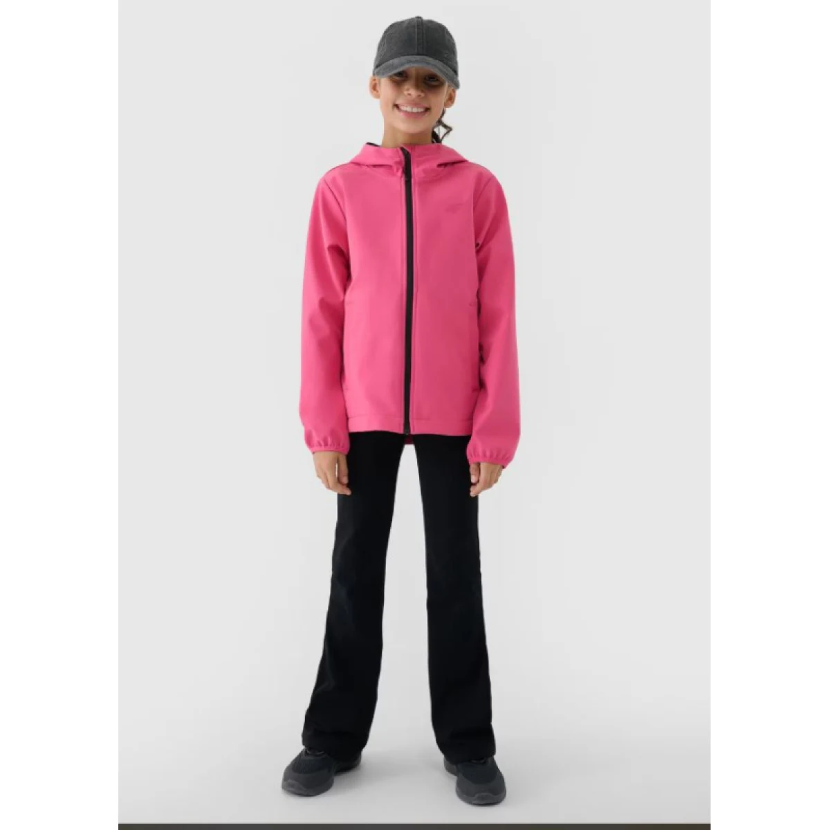 Dievčenská tréningová softshellová bunda s kapucňou 4F JUNIOR SOFTSHELL JACKET-JWSS25TSOFF305-54S-PINK · záber 2