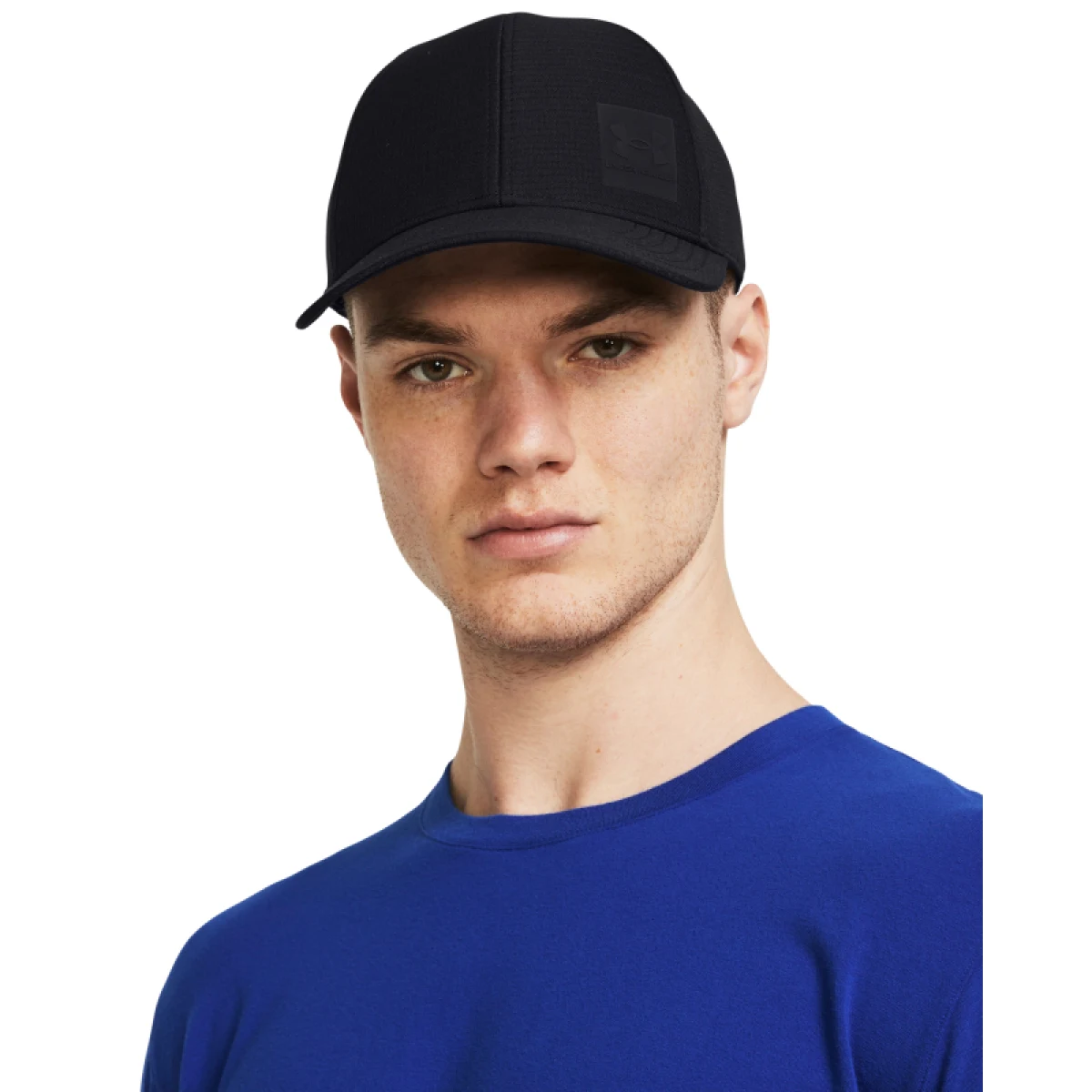 Pánska šiltovka UNDER ARMOUR M Iso-chill Armourvent STR-BLK · záber 3