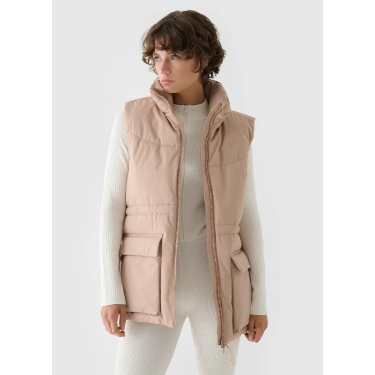 Dámska vesta 4F VEST JACKET-WAW24TVJAF135-83S-BEIGE · záber 3