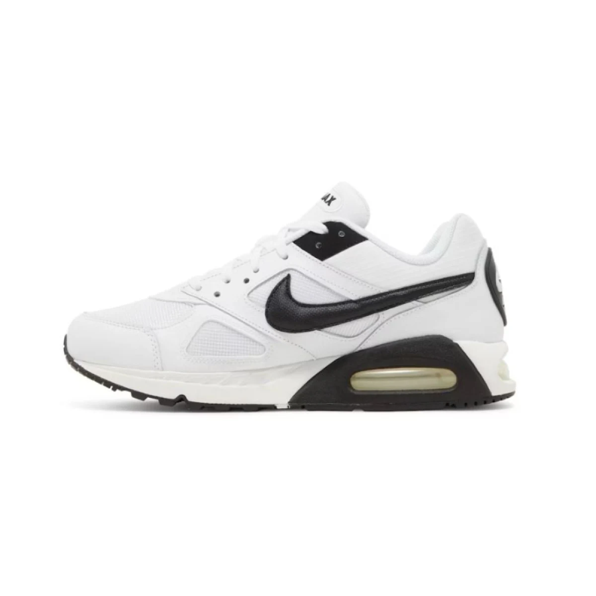 Pánska vychádzková obuv NIKE Air Max IVO Ms white black · záber 2