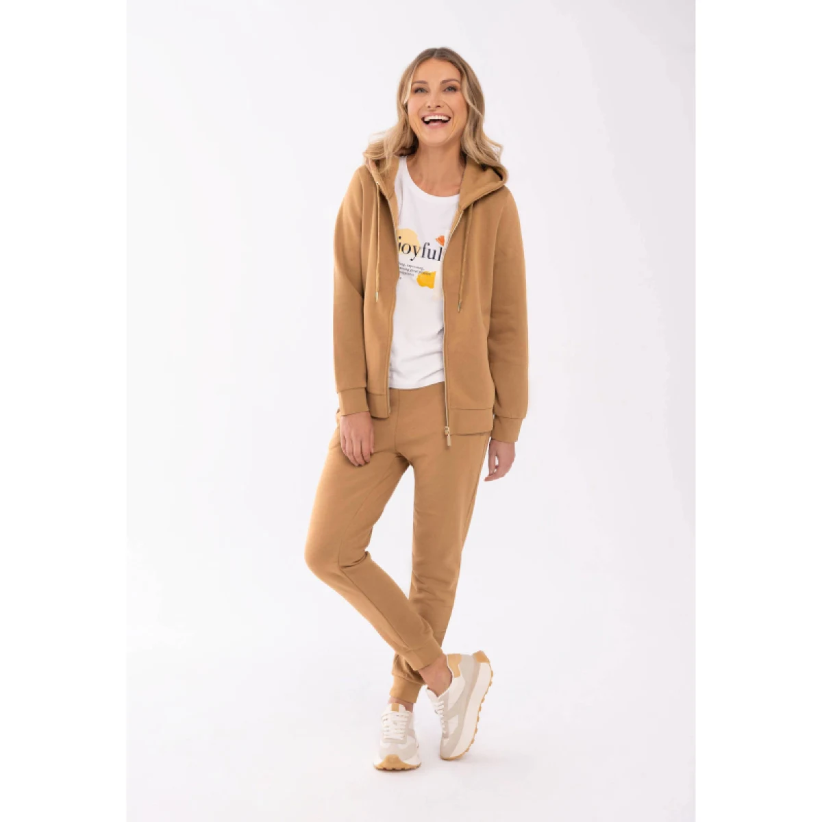 Dámske tepláky VOLCANO N-MONSI-509-CAMEL · záber 4
