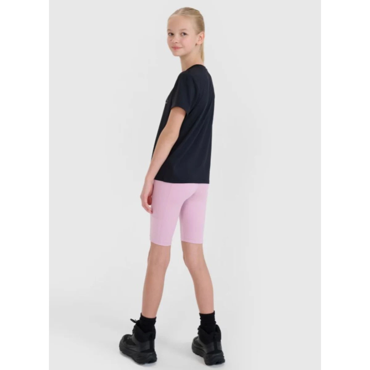 Dievčenské tréningové kraťasy 4F JUNIOR SHORTS FNK F0857-56S-LIGHT PINK · záber 4