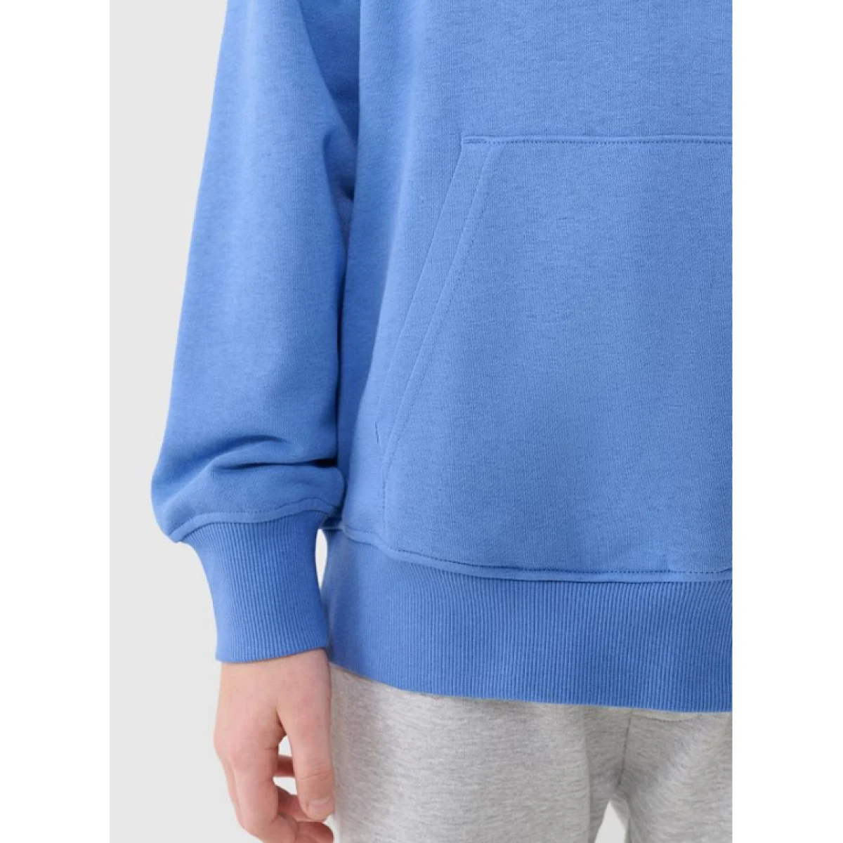 Chlapčenská mikina s kapucňou 4F JUNIOR SWEATSHIRT M1712-34S-LIGHT BLUE · záber 3