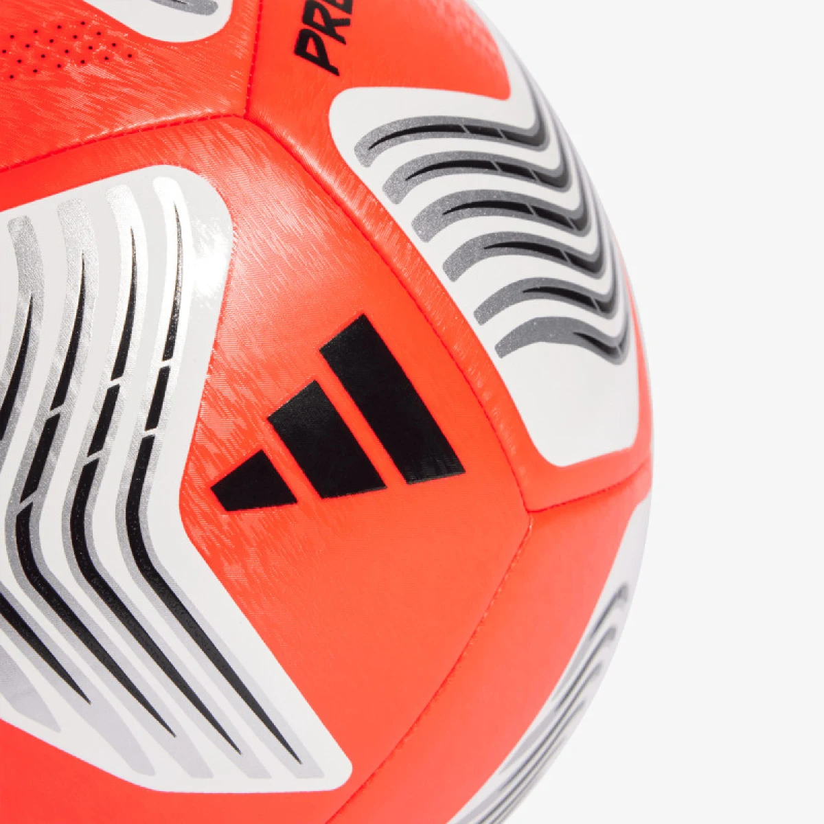 Futbalová lopta ADIDAS PREDATOR TRN LUCRED SILVMT BLACK · záber 3
